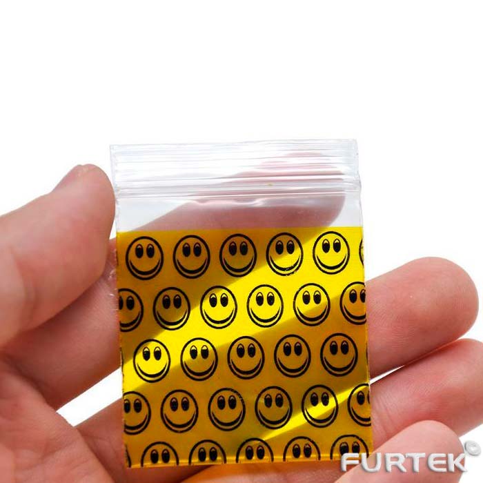 zip-lock пакет с печатью желтого и черного цвета